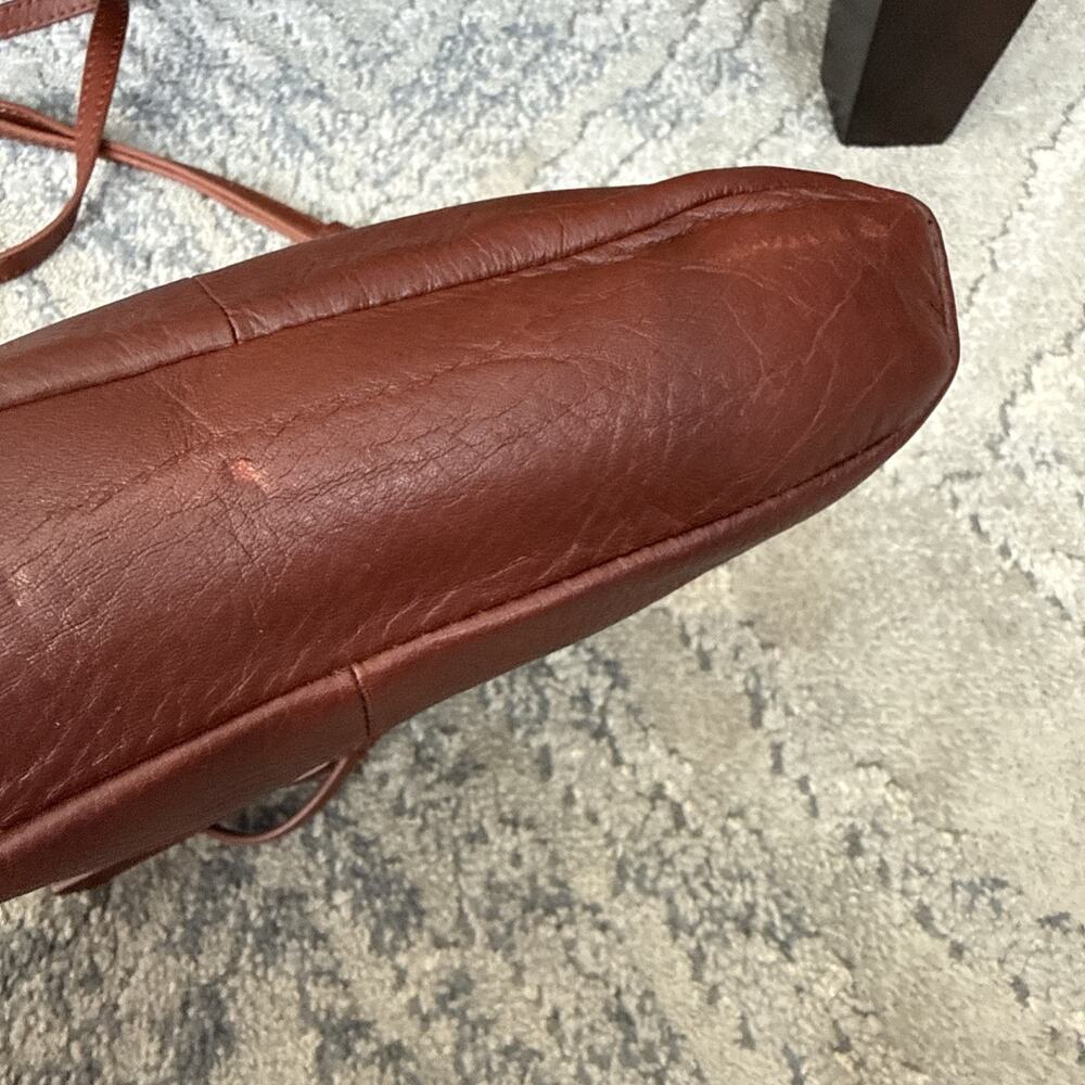 American Leather Co. Hampton Zip Around Crossbody Oxblood Red F - Picture 6 of 10